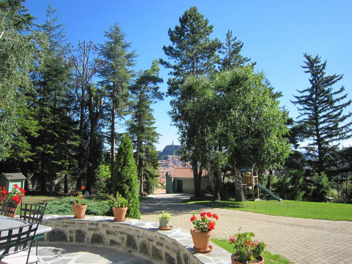Вилла La Maison De Mireille Le Puy-en-Velay Экстерьер фото